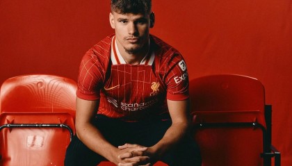 利物浦左路焕新！科尔克兹不仅是罗伯逊Plus，还是进攻更优解