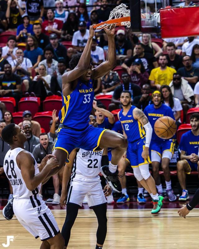 1658135265713093245.jpg FXaSUoKUYAAGFba.jpg